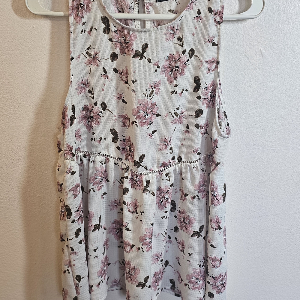Harlowe & Graham Floral Tank Top - Pink and White